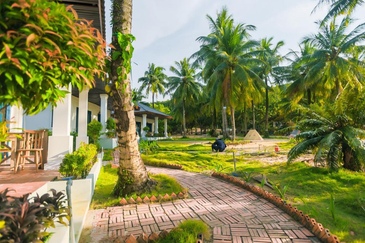 Sea Breeze Resort Phu Quoc Exterior photo